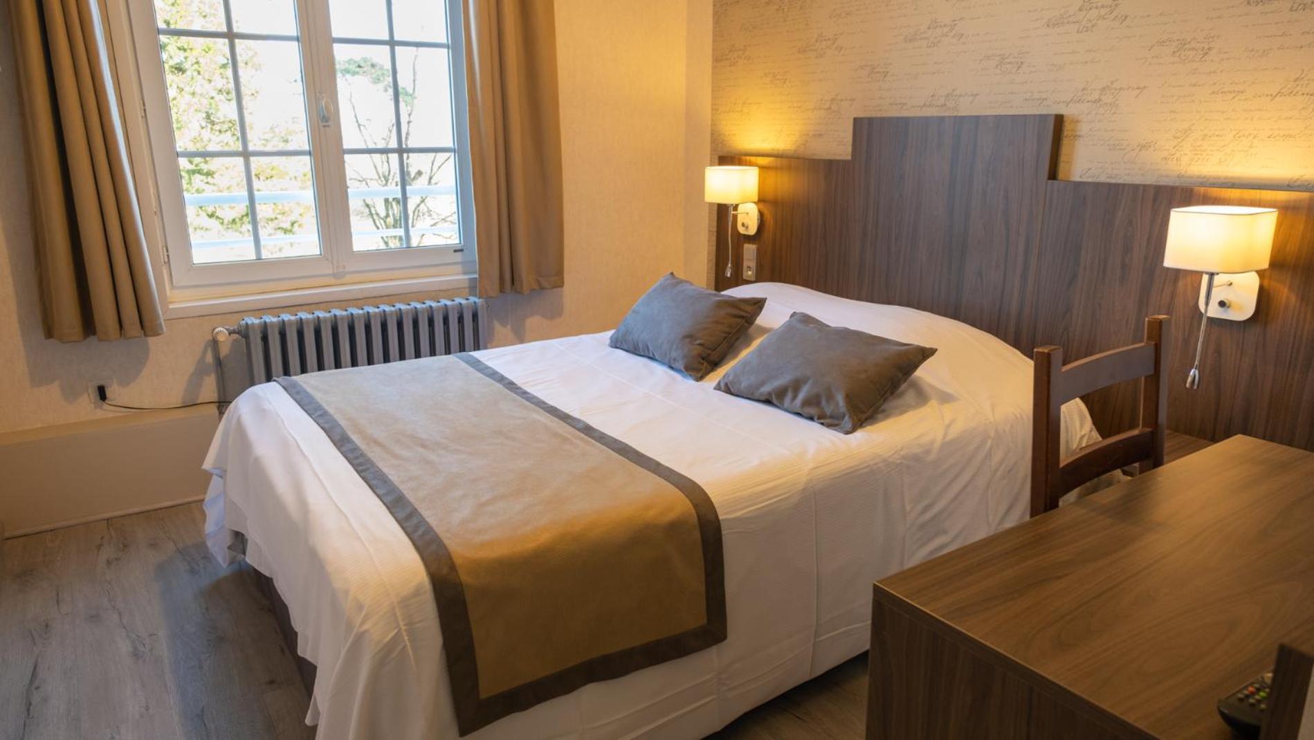 Hotel La Sapinière Wisques Esterno foto